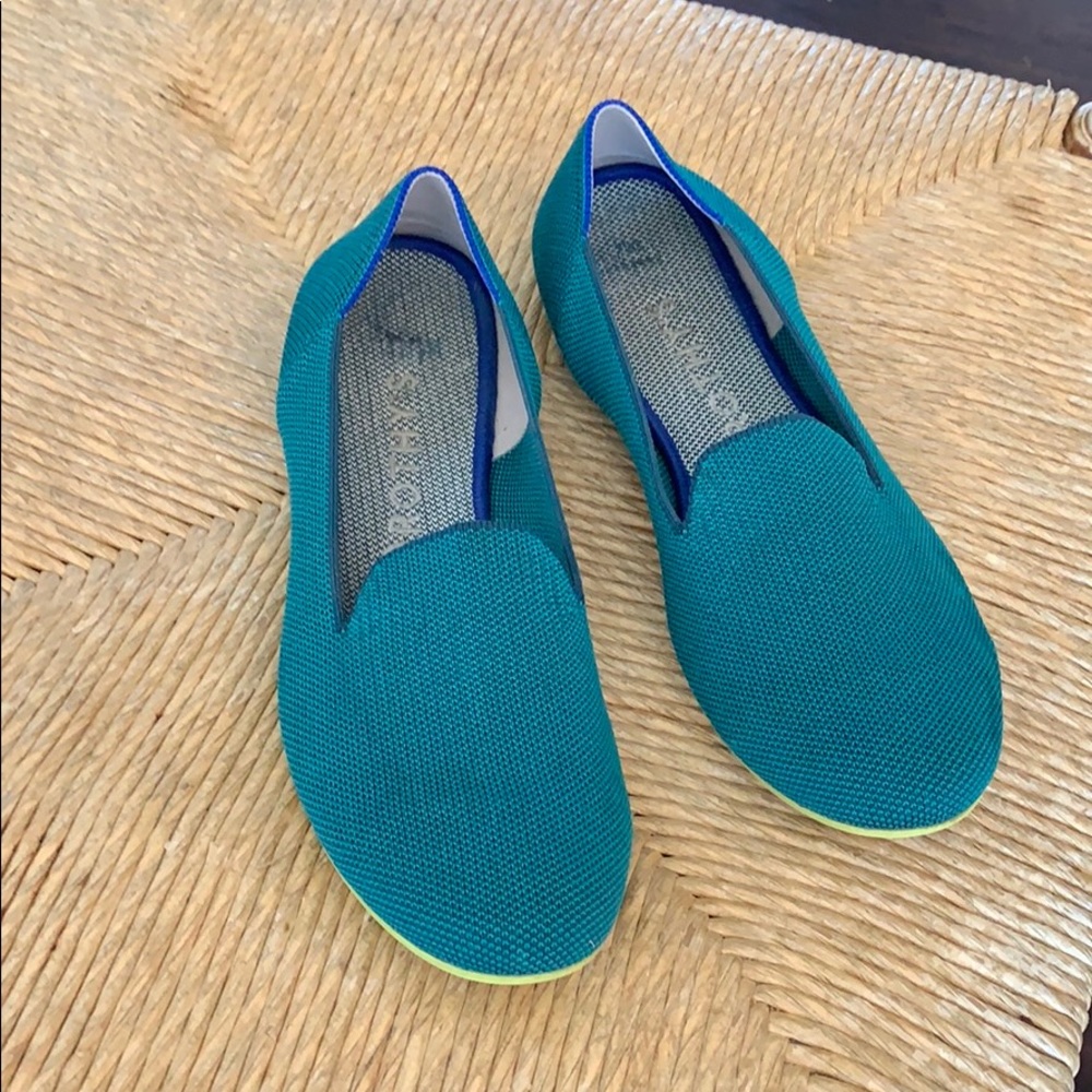 Rothy’s loafer. Retired color. Good condition.